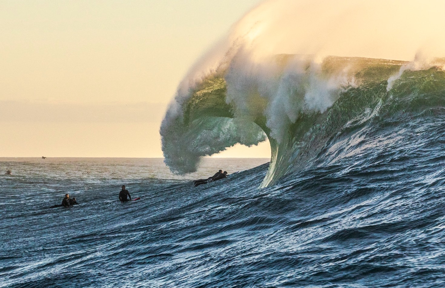Os segredos por trás das ondas gigantes